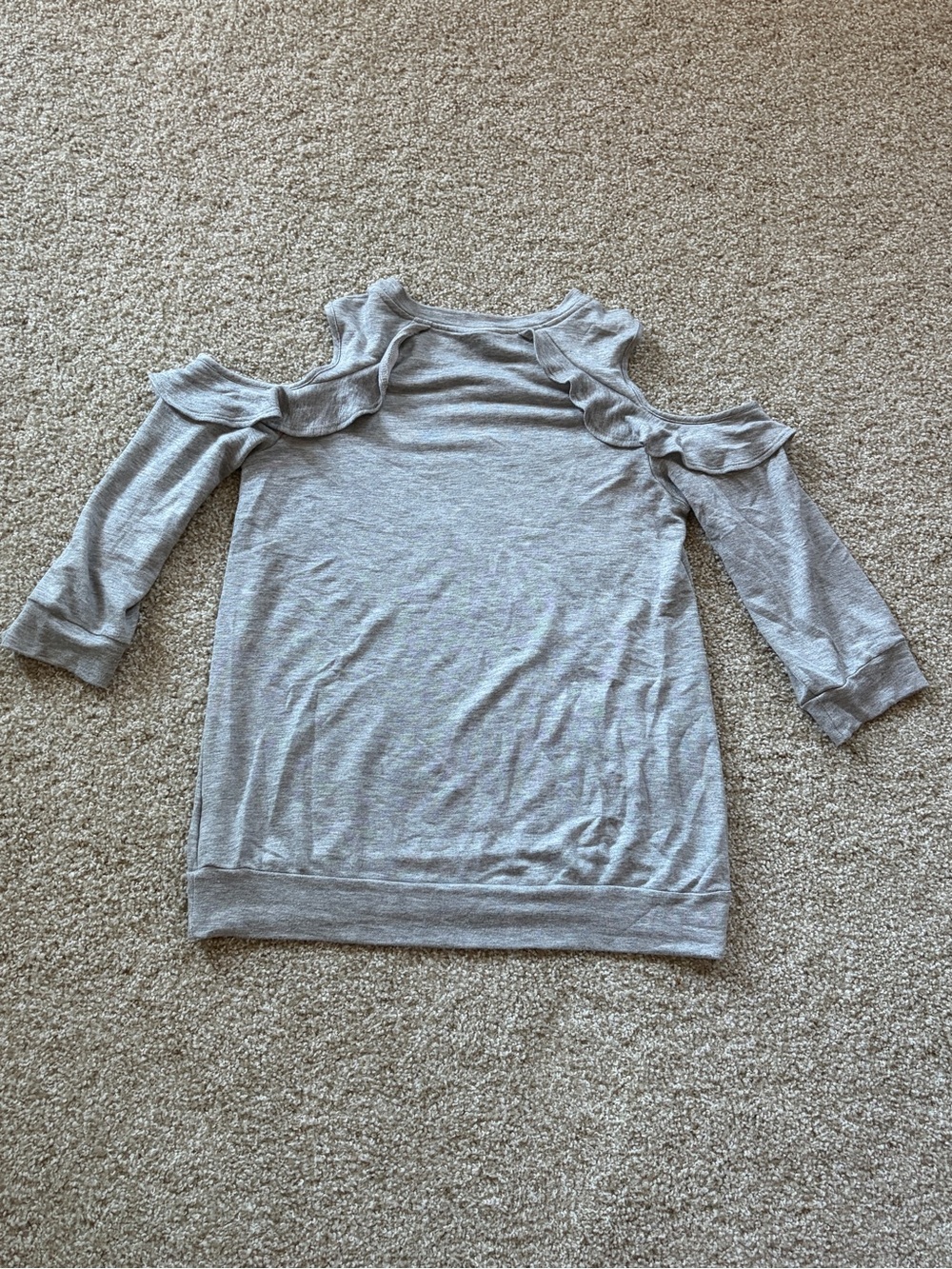bobeau Gray Cold-Shoulder Ruffle Knit Top - Picture 10 of 10